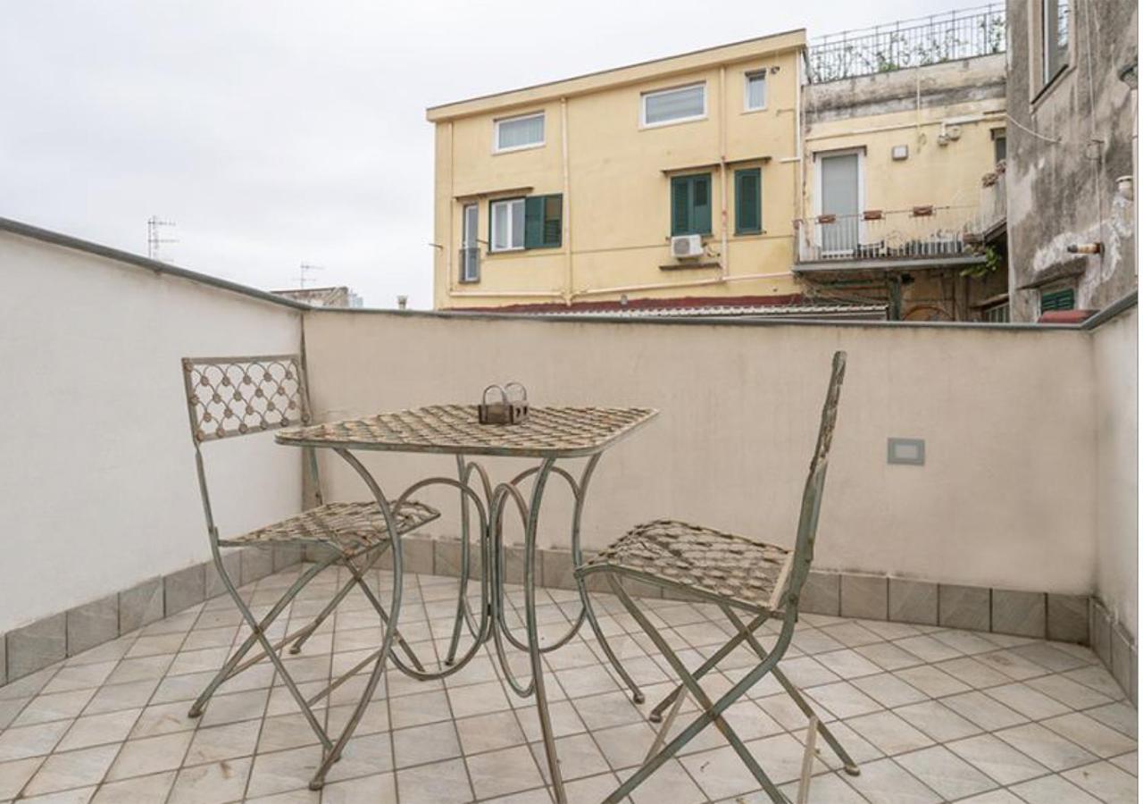 Rooftop Guesthouse Naples Luaran gambar